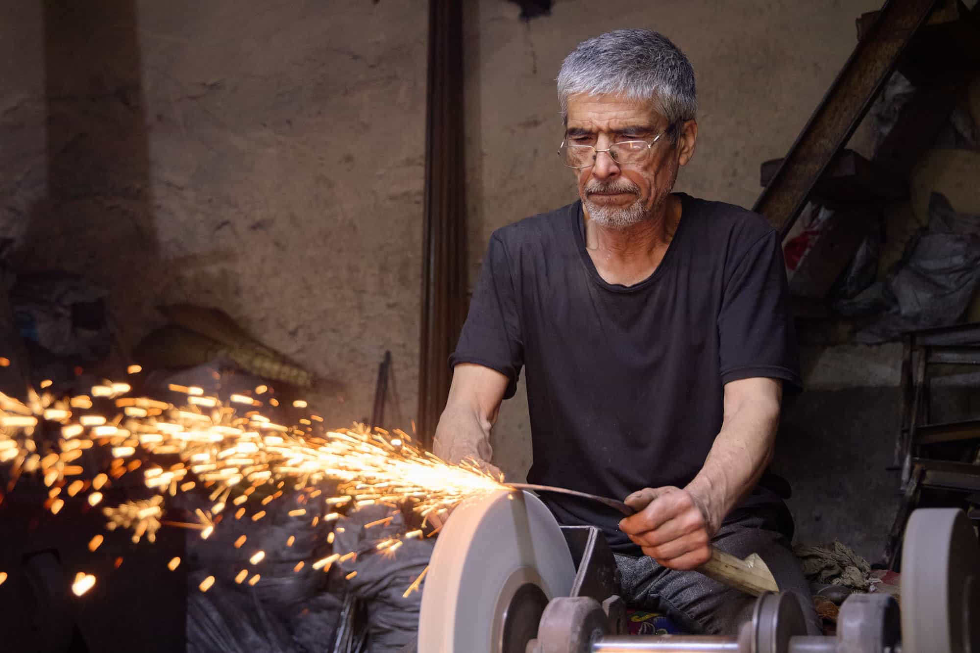 Craftsman at work in Craftsmen Allley in Andijan city, Andijan Region - Fergana Valley, Uzbekistan