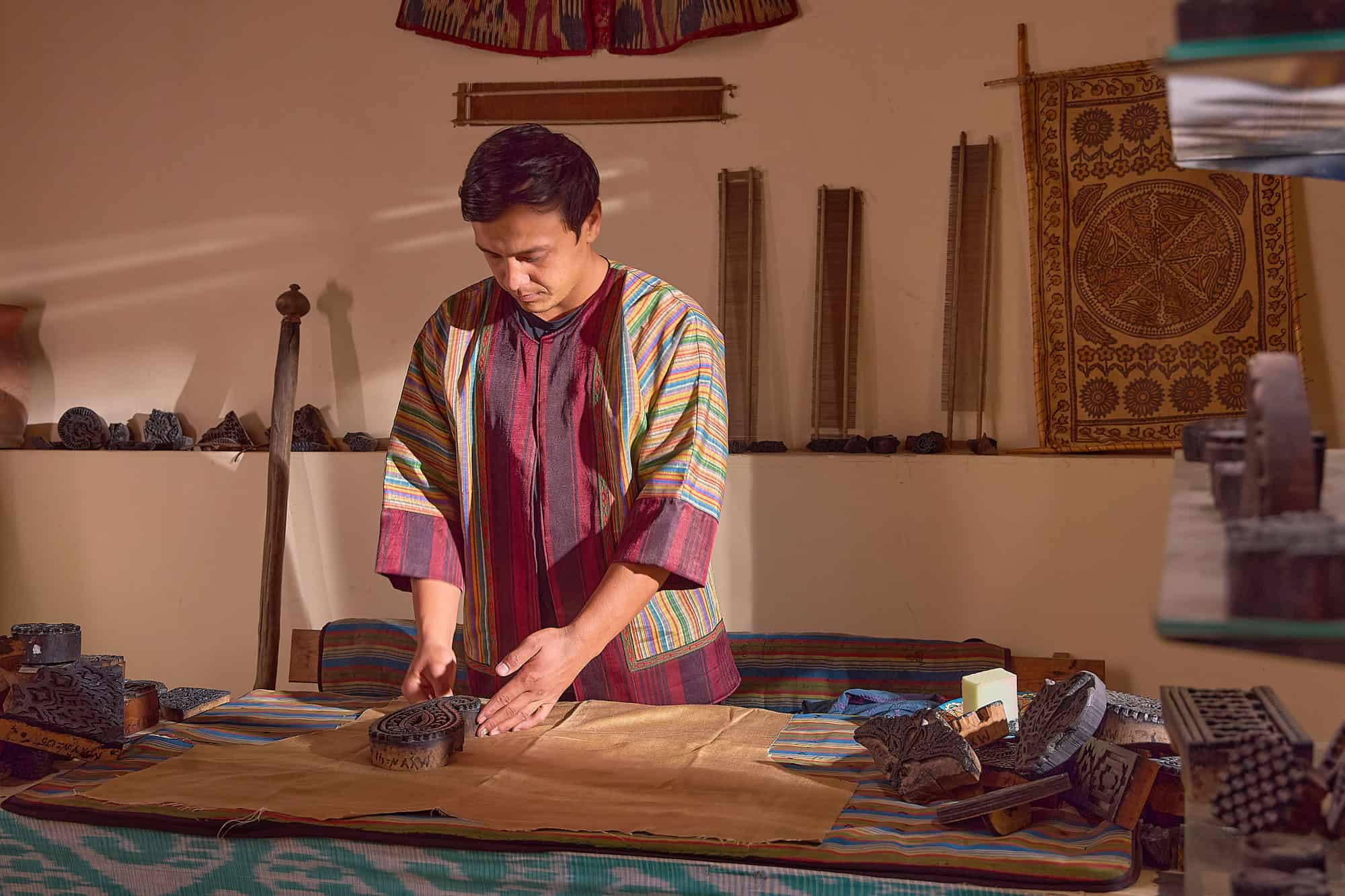 Artisan working at the Margilan Crafts Development Center - Fergana Valley CTN Member