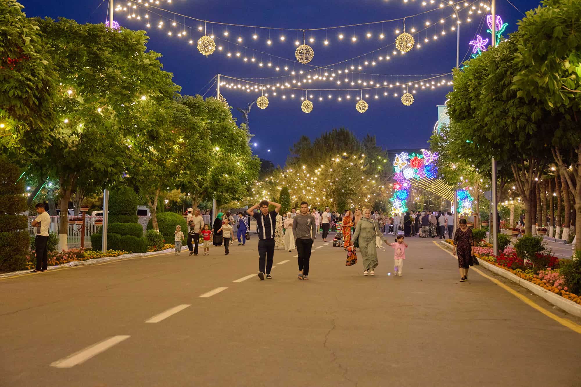 Namangan streets, Flower Festival - Fergana Valley, Uzbekistan